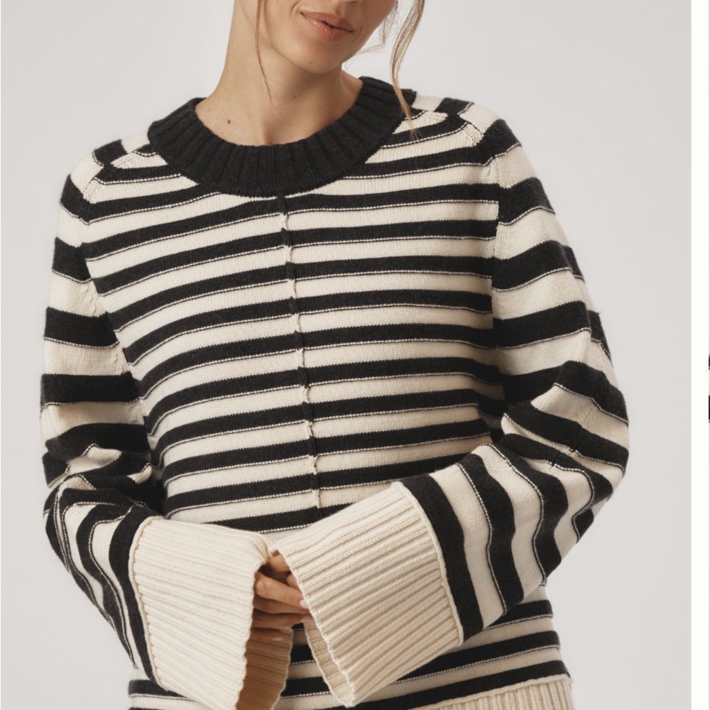 Striped Black and White Women's Sweater New without tags